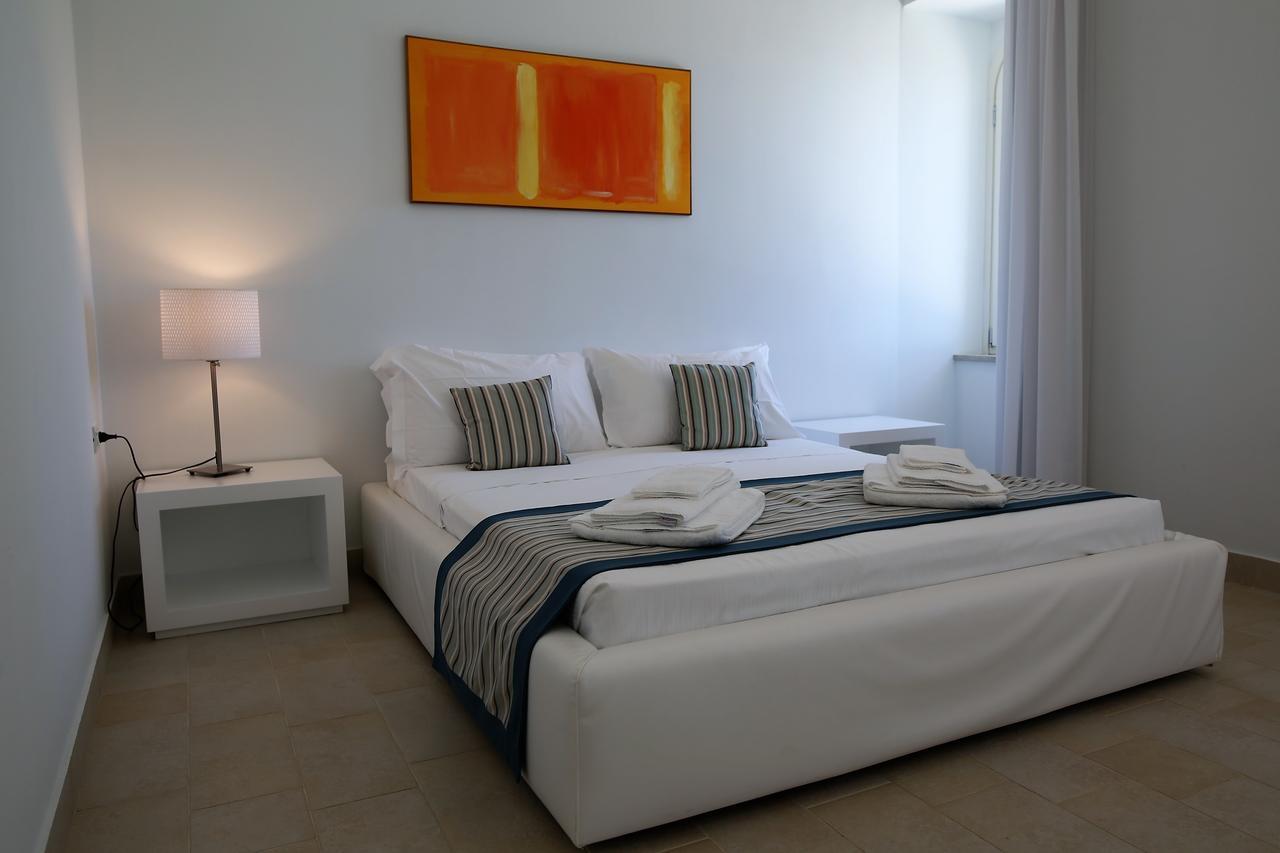 Castello Tafuri Hotel Portopalo Di Capo Passero Kültér fotó
